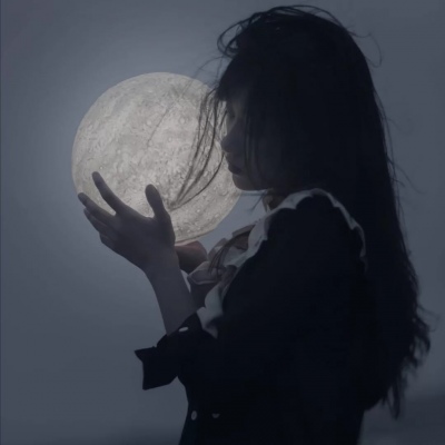 2021痛到心碎的难受的意境头像_WWW.TQQA.COM