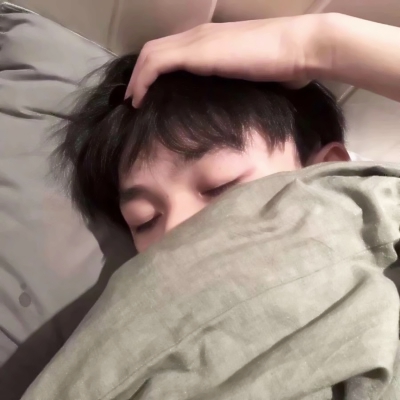 普通帅的男生照片头像_WWW.TQQA.COM