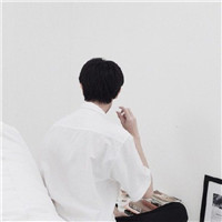 帅气背影男生头像_WWW.TQQA.COM