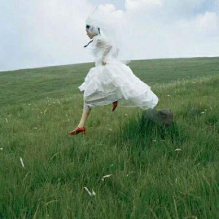 女生头像霸气背景图片_WWW.TQQA.COM
