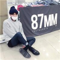 个性韩式男生头像全身背影的_WWW.TQQA.COM