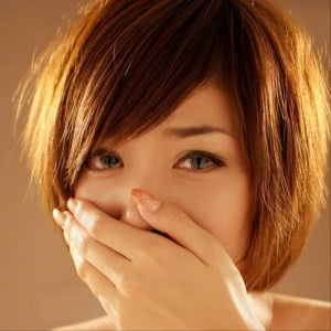 高清唯美难过的伤心流泪的女生头像图片_WWW.TQQA.COM