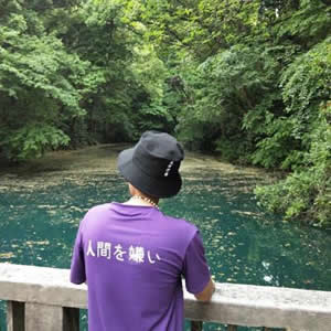 qq男闺蜜女闺蜜头像_WWW.TQQA.COM