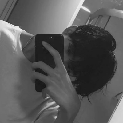 高清帅气的手机摄影头像男生图片_WWW.TQQA.COM