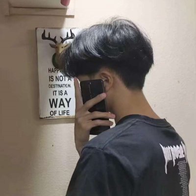 高清帅气的手机摄影头像男生图片_WWW.TQQA.COM