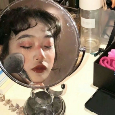 高清港风复古头像图片女_WWW.TQQA.COM