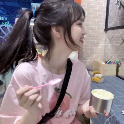 网图女生甜美头像_WWW.TQQA.COM