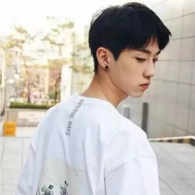 很帅的头像_WWW.TQQA.COM