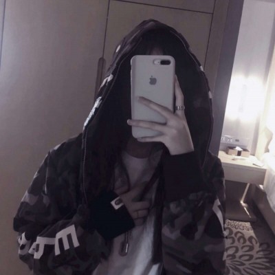 高清大图闺蜜头像12张_WWW.TQQA.COM