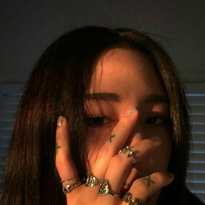 qq头像酷酷的女生霸气_WWW.TQQA.COM