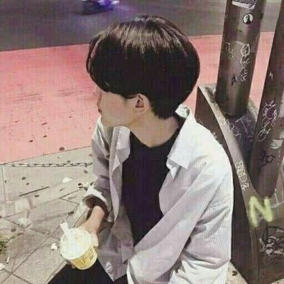 男生颓废头像_WWW.TQQA.COM