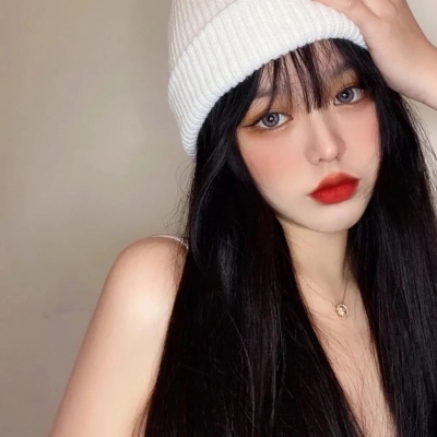 超有个性酷酷的女生微信头像_WWW.TQQA.COM
