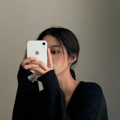 超有个性酷酷的女生微信头像_WWW.TQQA.COM