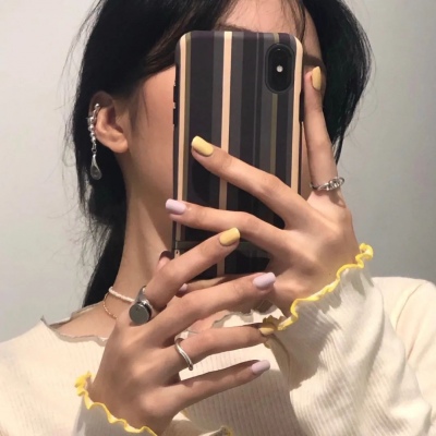 超有个性酷酷的女生微信头像_WWW.TQQA.COM