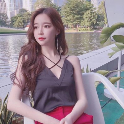 女生海边吹风图片头像_WWW.TQQA.COM