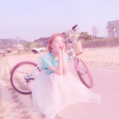 女生海边吹风图片头像_WWW.TQQA.COM