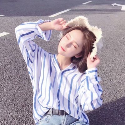 女生海边吹风图片头像_WWW.TQQA.COM
