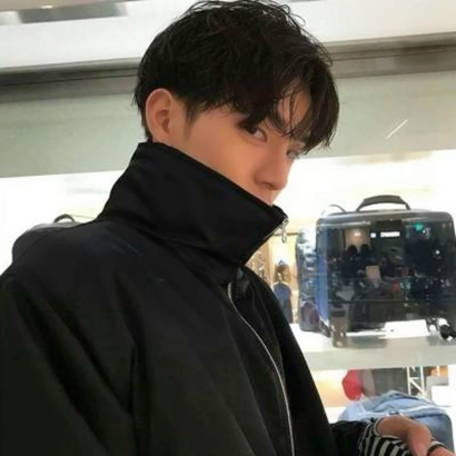 男生帅气网图头像_WWW.TQQA.COM
