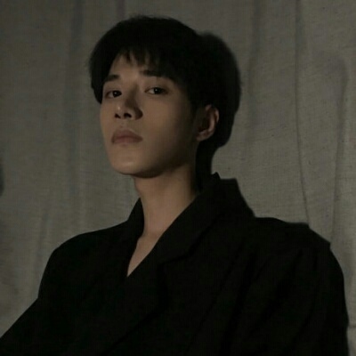 高清好看的帅气男生图片真人照片_WWW.TQQA.COM