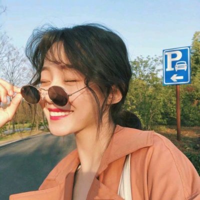 美女现实中的生活照头像_WWW.TQQA.COM