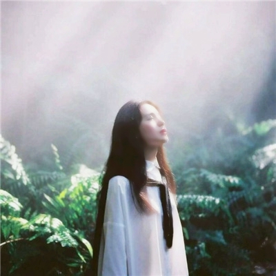 高清好看的唯美头像图片女生背影_WWW.TQQA.COM