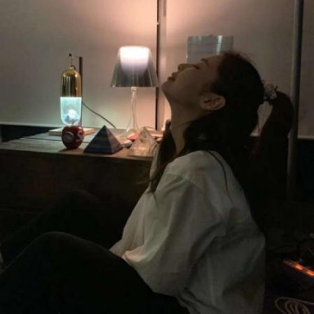 霸气高冷伤感女生头像_WWW.TQQA.COM