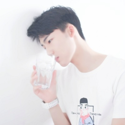 清纯头像男生图片_WWW.TQQA.COM