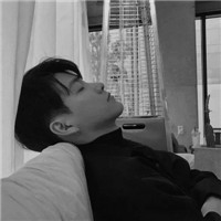 黑色系时尚男生头像_WWW.TQQA.COM
