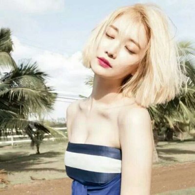 高清好看的短发女神气质头像图片_WWW.TQQA.COM