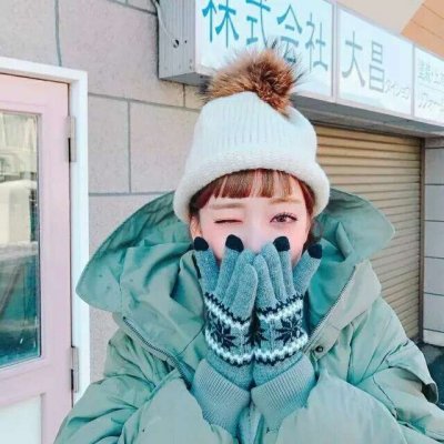 高清好看的短发女神气质头像图片_WWW.TQQA.COM