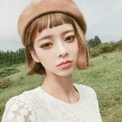 高清好看的短发女神气质头像图片_WWW.TQQA.COM