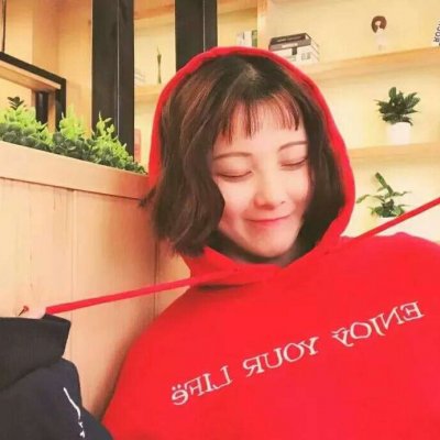 高清好看的短发女神气质头像图片_WWW.TQQA.COM