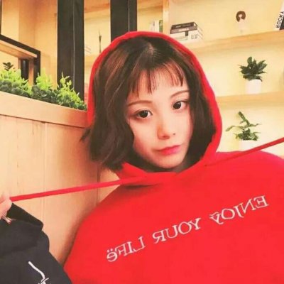 高清好看的短发女神气质头像图片_WWW.TQQA.COM