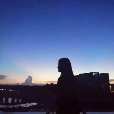 QQ个性情侣头像背影_WWW.TQQA.COM