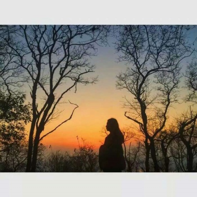 QQ个性情侣头像背影_WWW.TQQA.COM