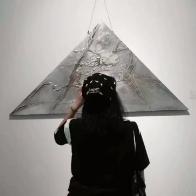 QQ个性情侣头像背影_WWW.TQQA.COM