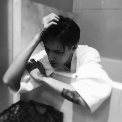 微信成熟男头像_WWW.TQQA.COM