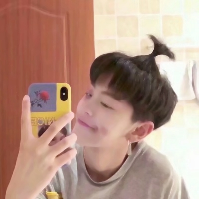 微信成熟男头像_WWW.TQQA.COM